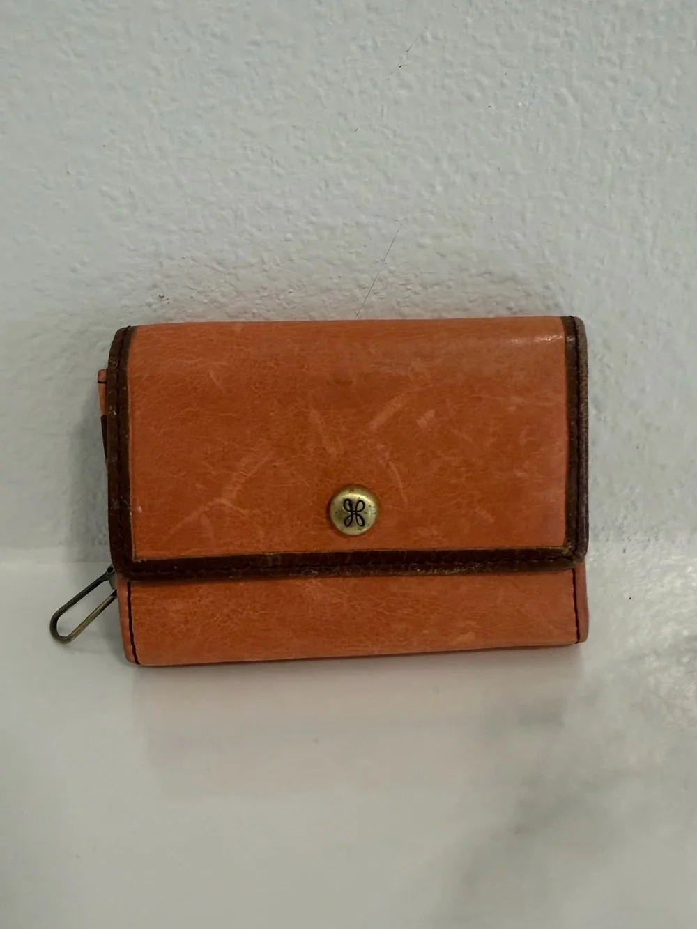 Hobo wallet w key chain clip floral interior orange leather coin